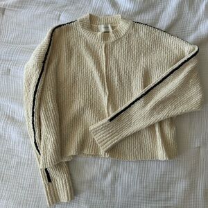 Dissh Cream Sweater